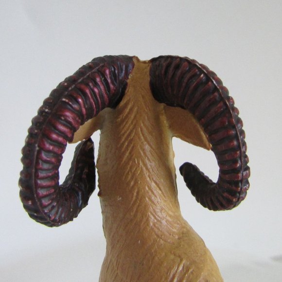 BIG HORN SHEEP Funrise 1988 Figure 3.5" tall REALISTIC - Picture 6 of 14